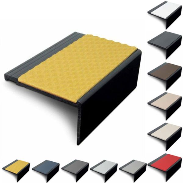 60.4 x 32mm PVC Hard Stair Nosing Non Slip PVC Insert
