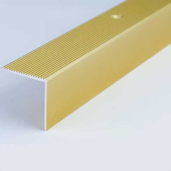 Anti Non Slip 30R Anodised 0.9m Long Aluminum Stair Edge Nosing Trim